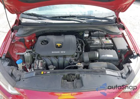 2017 Hyundai Elantra Se из США, поврежденный, VIN KMHD84LF9HU210310